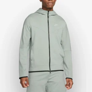 Casaco Nike Sportswear Tech Fleece Lightweight