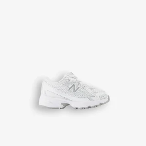 Sapatilhas New Balance 740